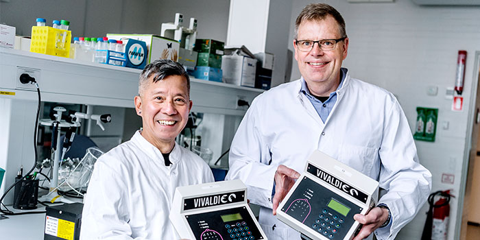 Professor Dang Duong Bang og professor Anders Wolff