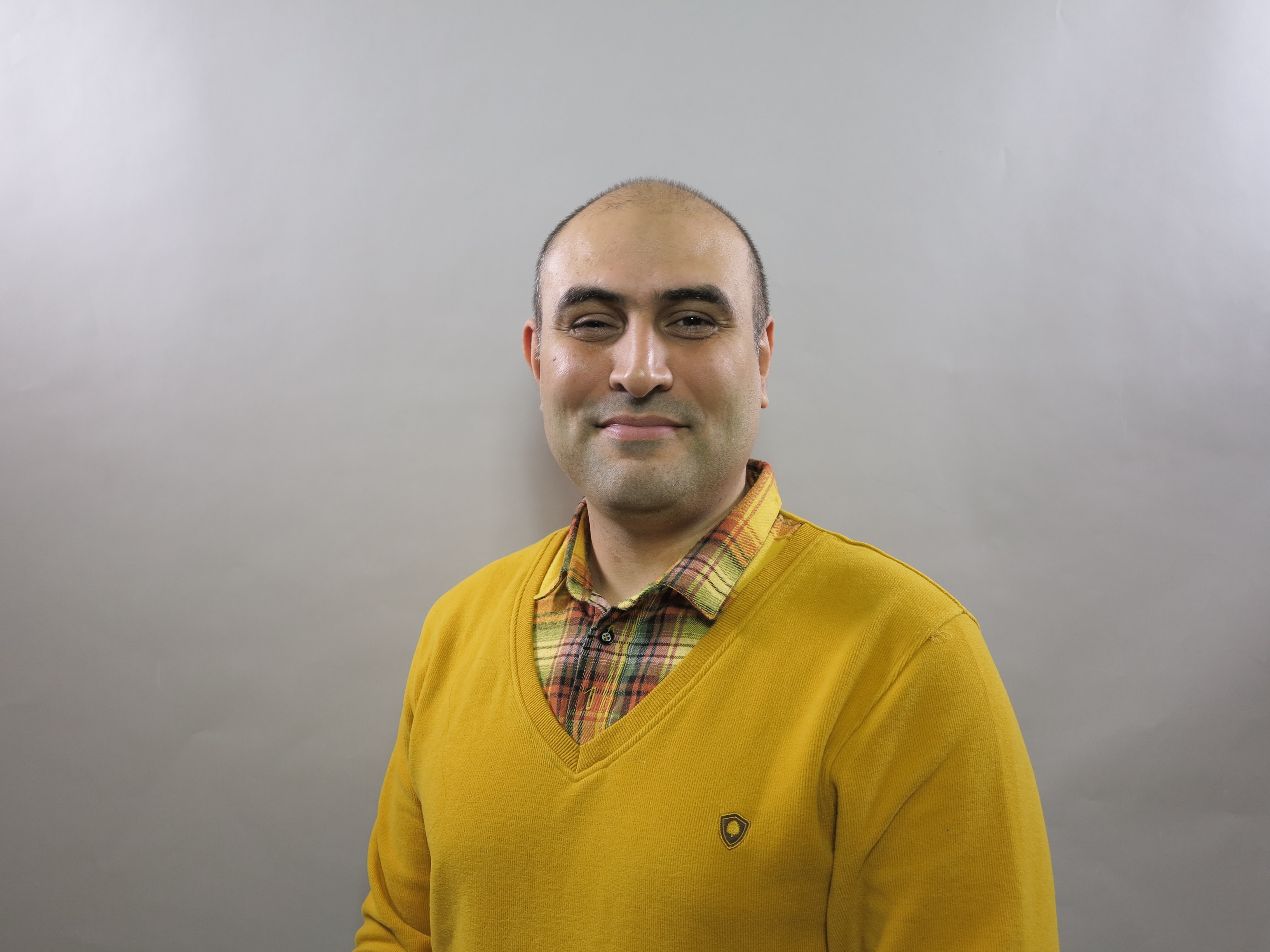 Sakhi Ghelichi 